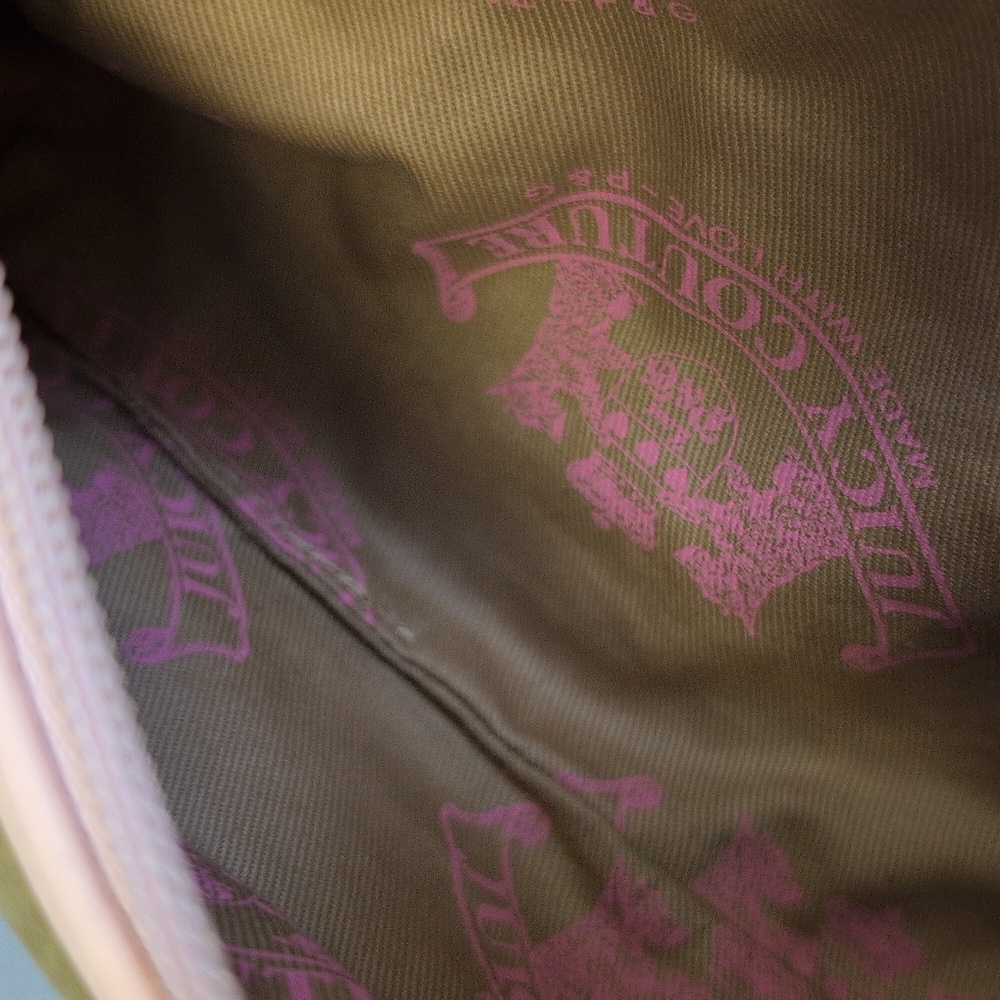 Juicy Couture Olive Velvet Velour Pink Trim Barrel Bag Clutch M550 - Picture 10 of 10